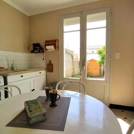 Maison De Vacances Dans Lauthentique Quartier De La Chaume - 4 A 5 Pers Dom wakacyjny Les Sables-dʼOlonne