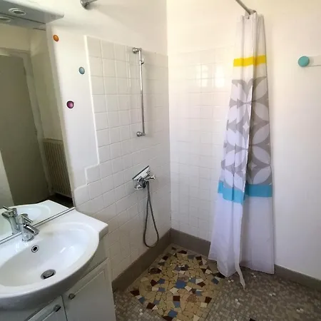 Maison De Vacances Dans Lauthentique Quartier De La Chaume - 4 A 5 Pers Dom wakacyjny